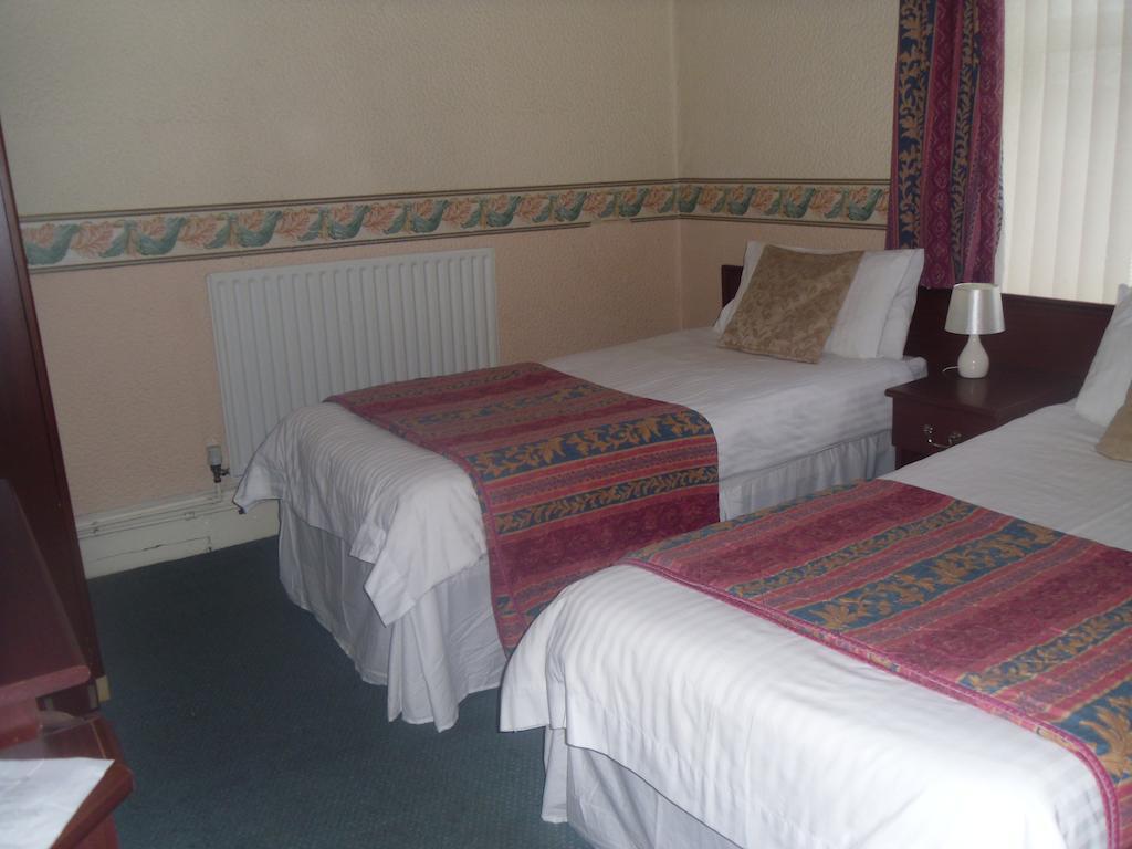 Waverley Hotel